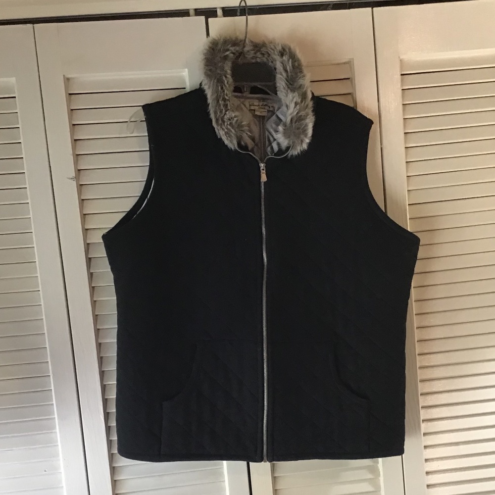 Ladies quilted vest